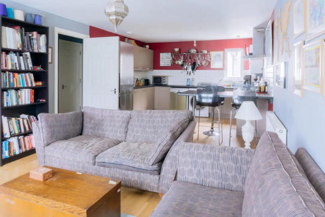 Stylish 3 Bedroom Apartment Near Hollyrood Park Edinburgh Bagian luar foto