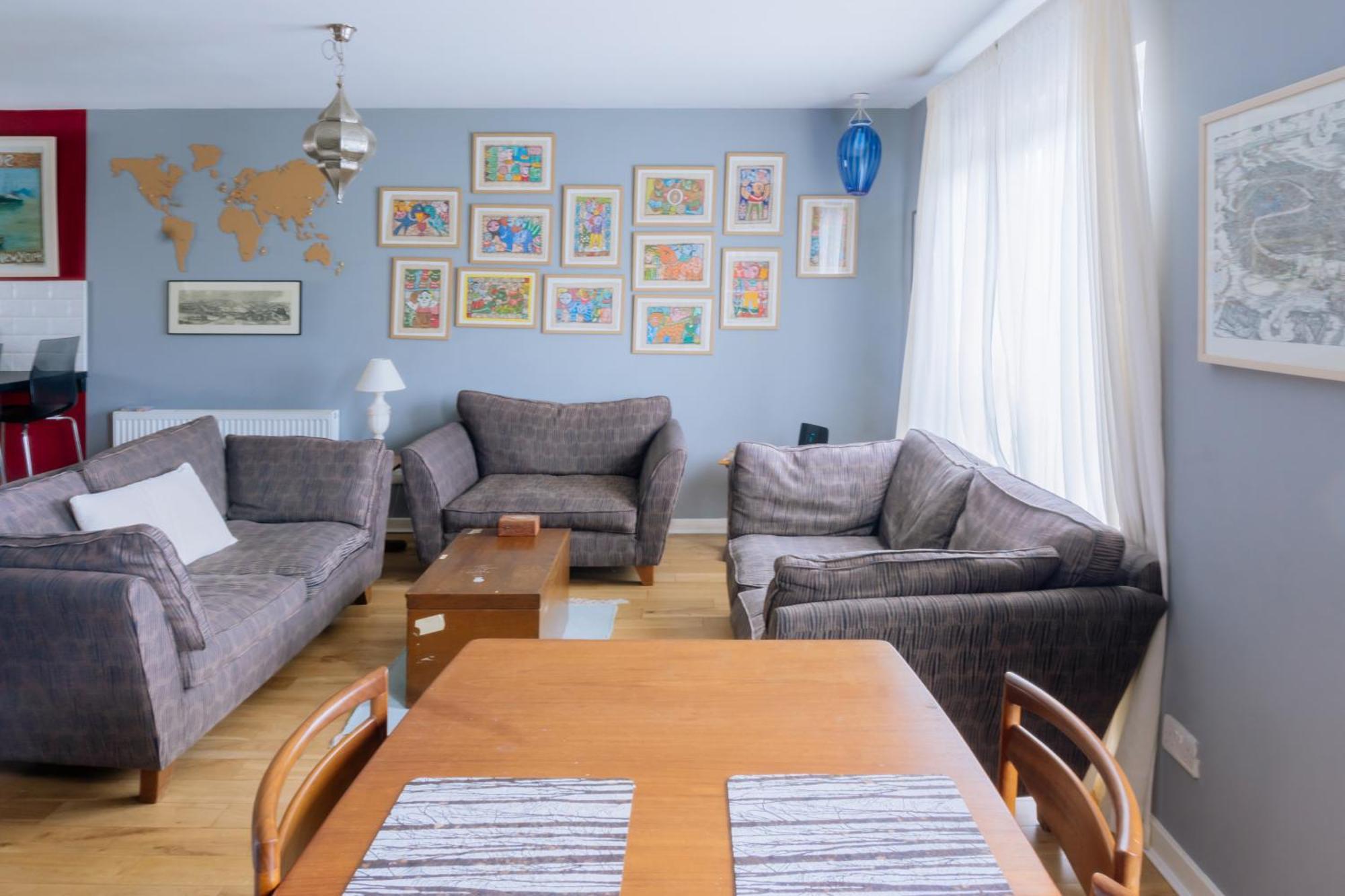 Stylish 3 Bedroom Apartment Near Hollyrood Park Edinburgh Bagian luar foto